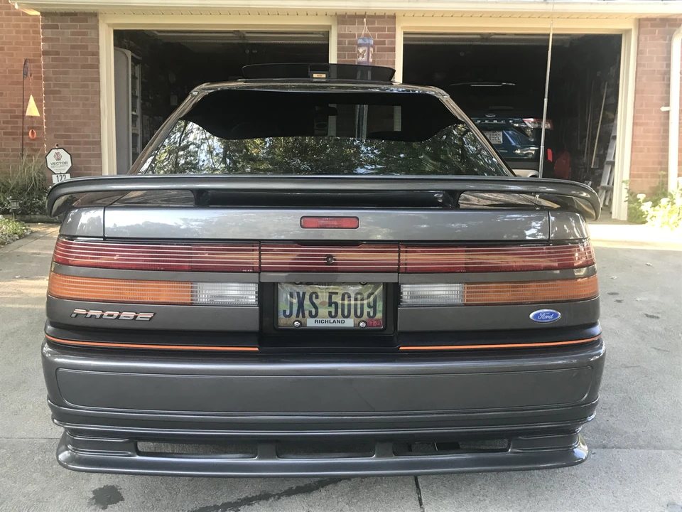 1989 Ford Probe - Image 10 of 12