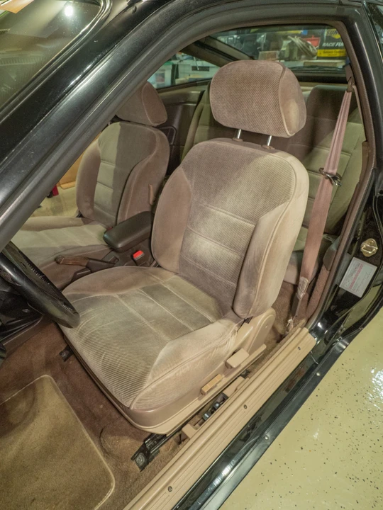 1989 Ford Probe - Image 27 of 31
