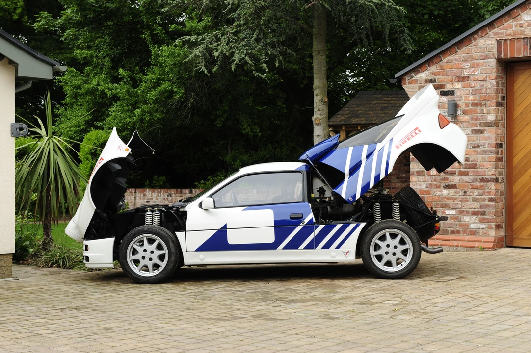 1989 Ford RS200 - Image 2 of 17