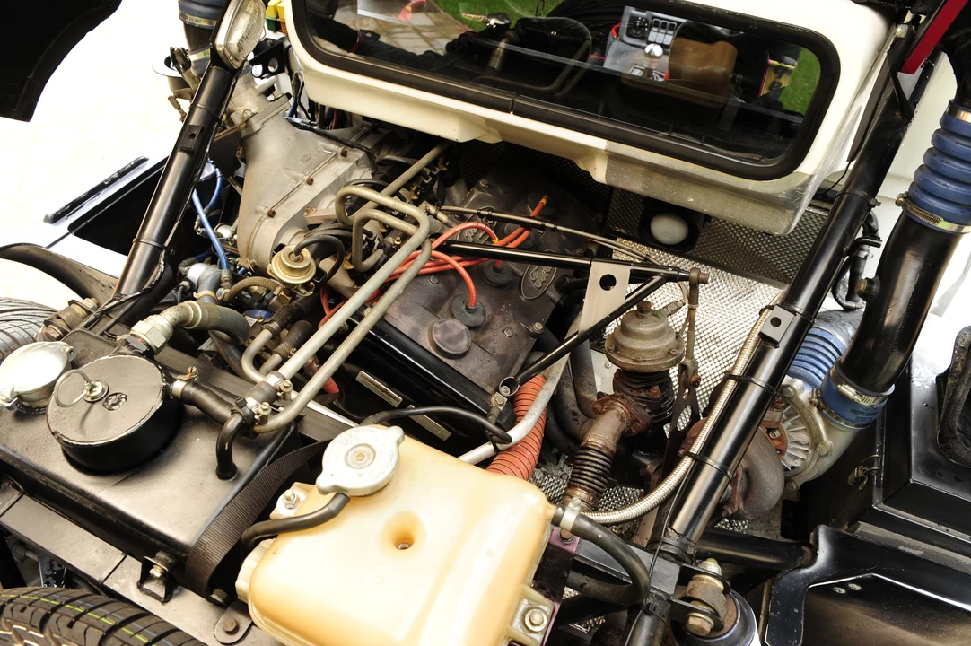 1989 Ford RS200 - Image 12 of 17