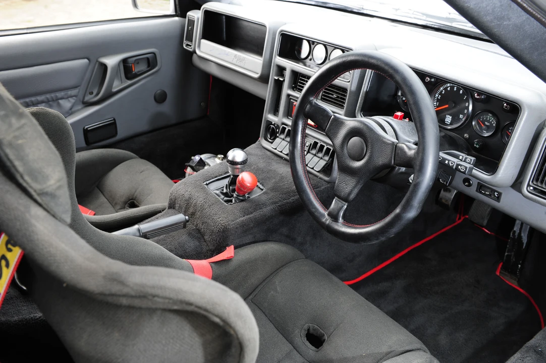 1989 Ford RS200 - Image 10 of 17