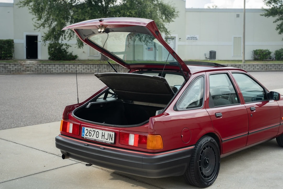 1989 Ford Sierra 1st Gen - Image 7 of 21