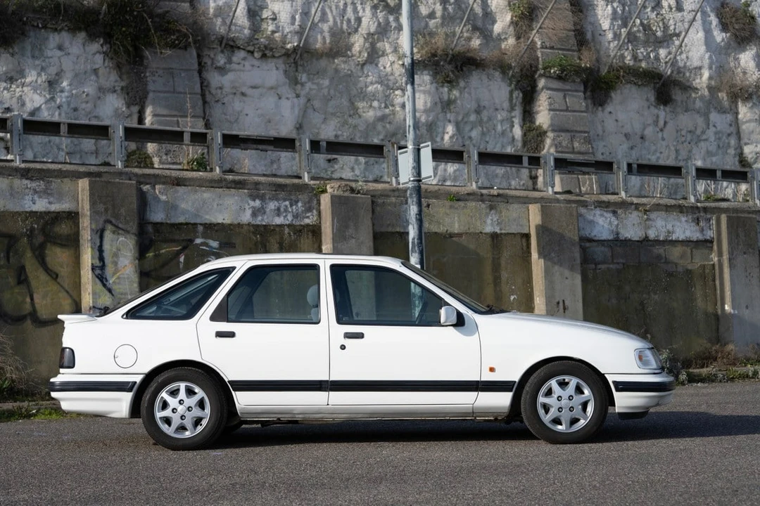 1989 Ford Sierra 2nd Gen - Image 12 of 30