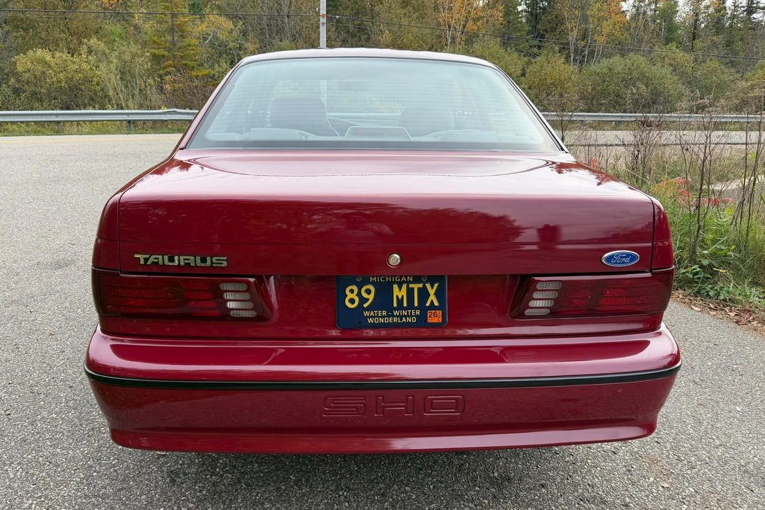 1989 Ford Taurus SHO 1st Gen - Image 5 of 31