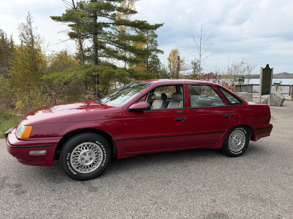 1989 Ford Taurus SHO 1st Gen - Image 9 of 31