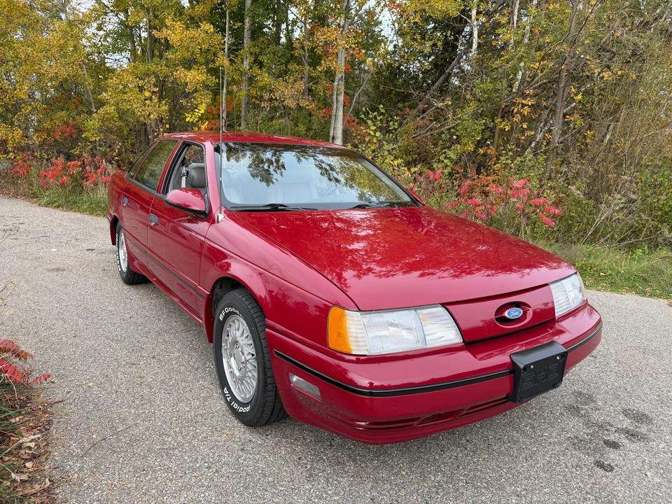 1989 Ford Taurus SHO 1st Gen - Image 17 of 31