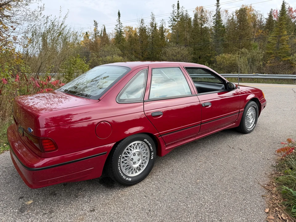 1989 Ford Taurus SHO 1st Gen - Image 15 of 31