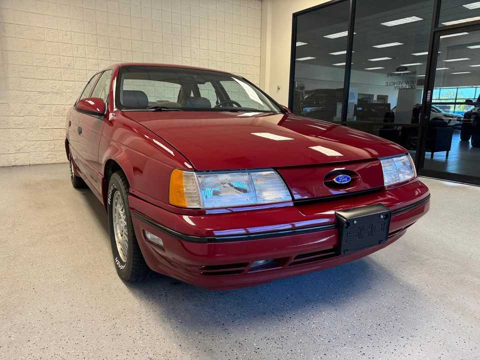 1989 Ford Taurus SHO 1st Gen - Image 18 of 31