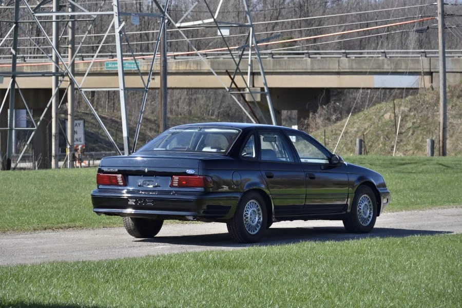 1989 Ford Taurus SHO 1st Gen - Image 3 of 31