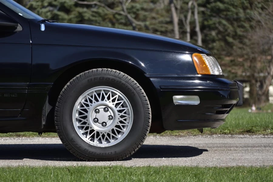 1989 Ford Taurus SHO 1st Gen - Image 19 of 31