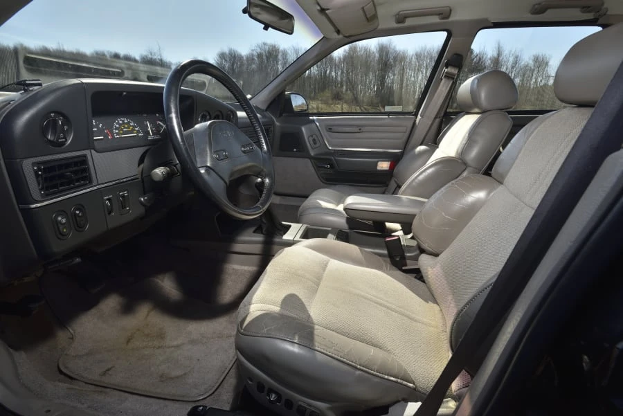 1989 Ford Taurus SHO 1st Gen - Image 24 of 31
