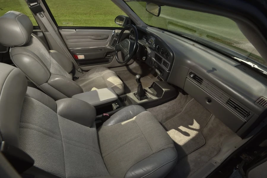 1989 Ford Taurus SHO 1st Gen - Image 26 of 31
