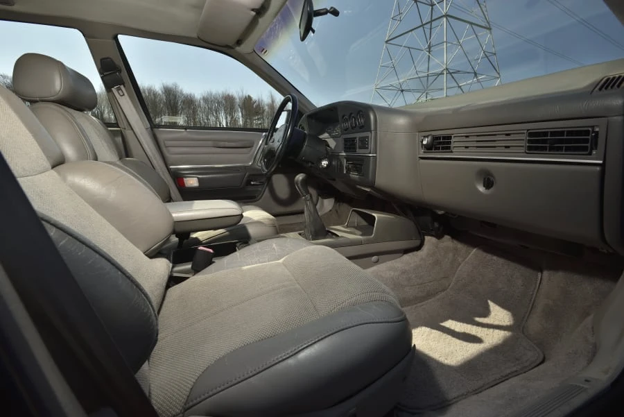 1989 Ford Taurus SHO 1st Gen - Image 22 of 31