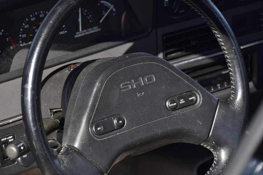1989 Ford Taurus SHO 1st Gen - Image 23 of 31