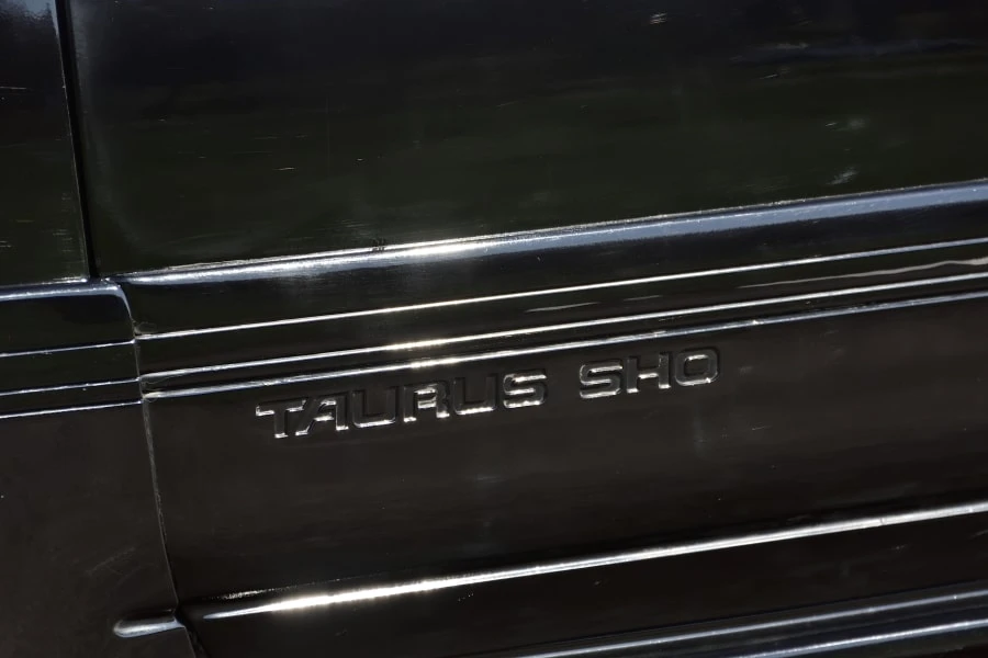1989 Ford Taurus SHO 1st Gen - Image 14 of 31