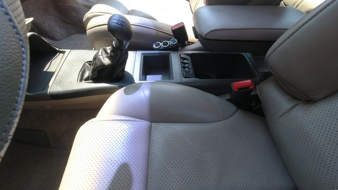 1989 Ford Taurus SHO 1st Gen - Image 27 of 31