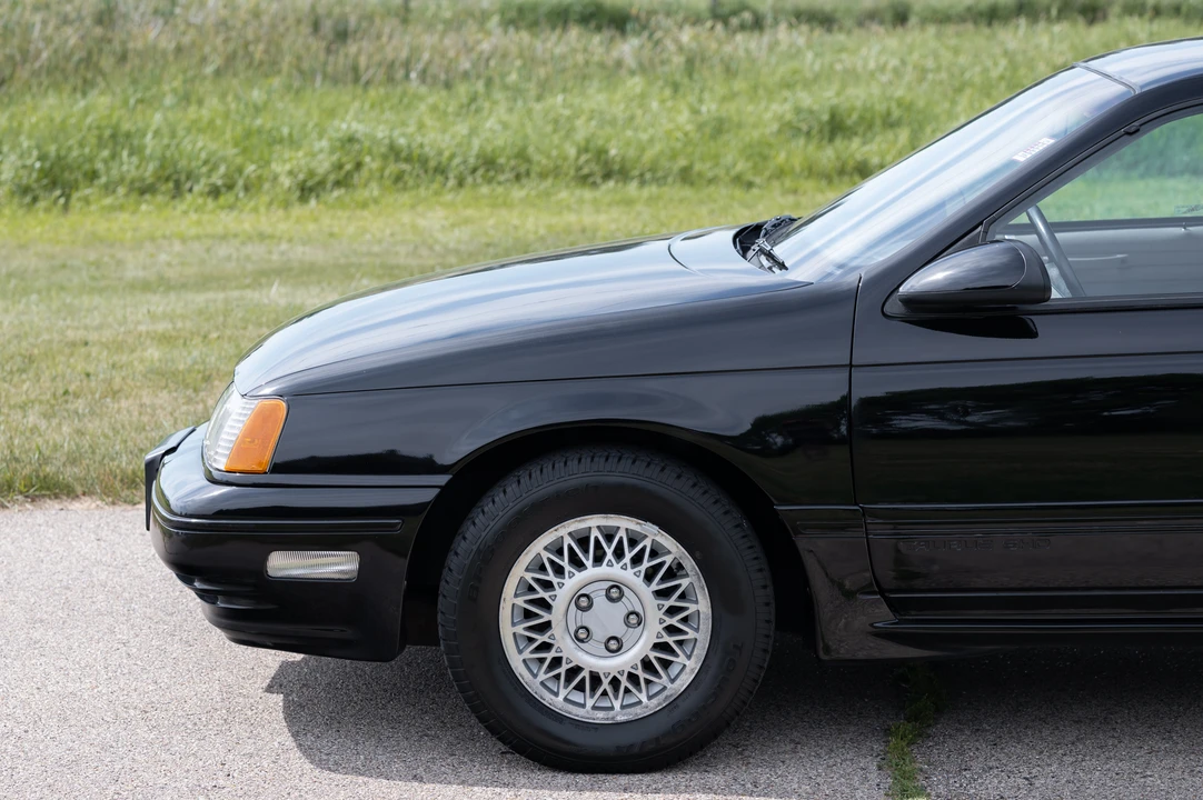 1989 Ford Taurus SHO 1st Gen - Image 19 of 31