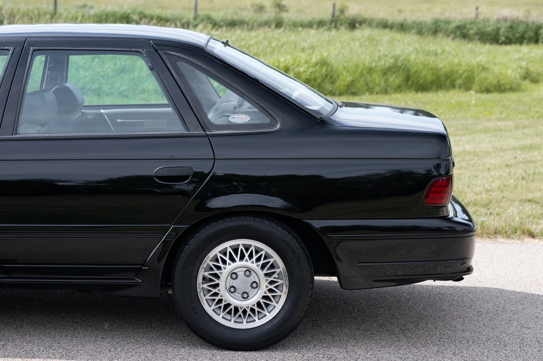 1989 Ford Taurus SHO 1st Gen - Image 20 of 31