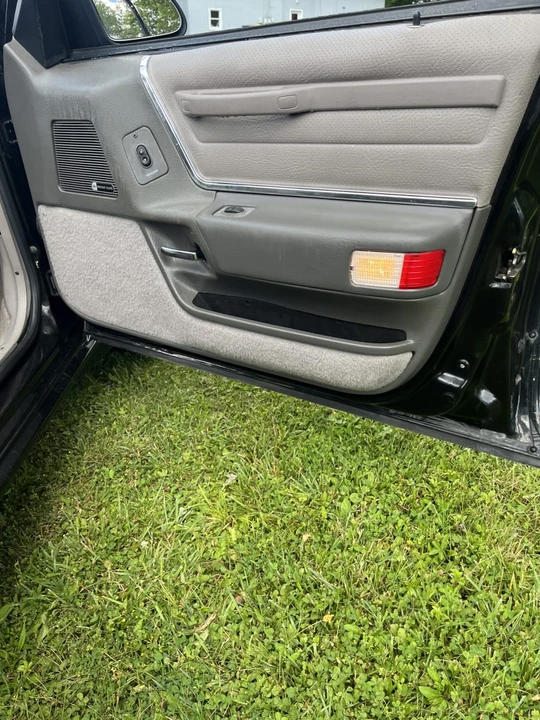1989 Ford Taurus SHO 1st Gen - Image 17 of 24
