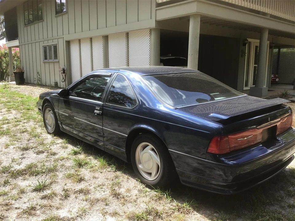 1989 Ford Thunderbird 10th Gen - Image 2 of 8