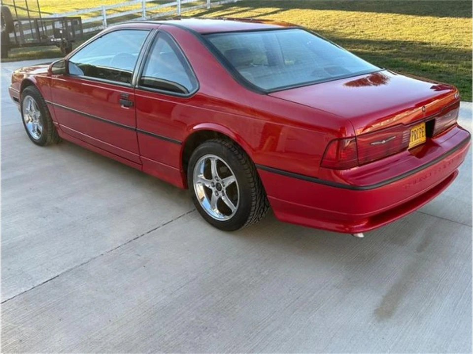 1989 Ford Thunderbird 10th Gen - Image 20 of 25