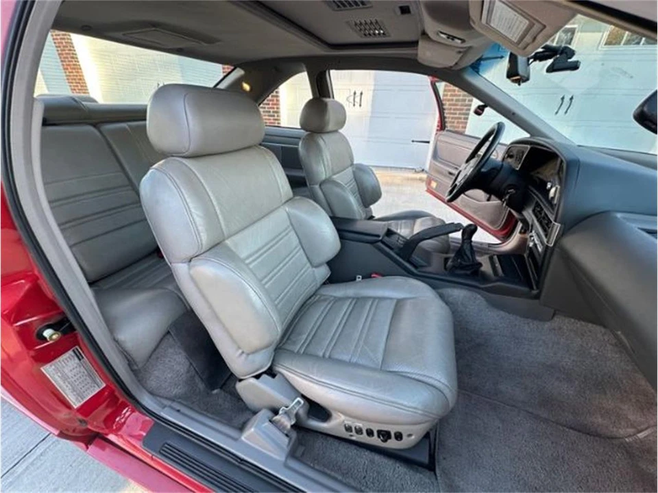 1989 Ford Thunderbird 10th Gen - Image 12 of 25