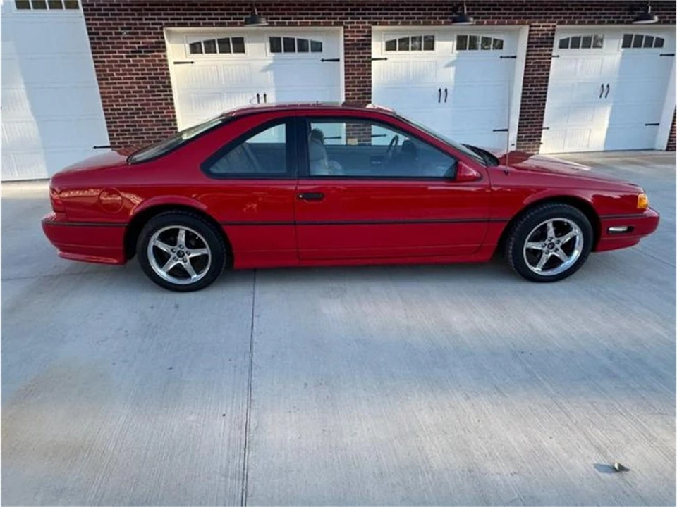 1989 Ford Thunderbird 10th Gen - Image 24 of 25