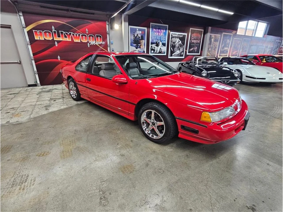 1989 Ford Thunderbird 10th Gen - Image 9 of 31
