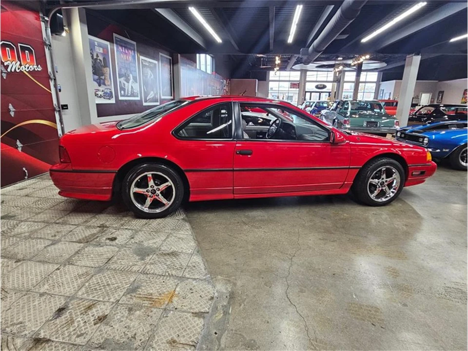 1989 Ford Thunderbird 10th Gen - Image 13 of 31