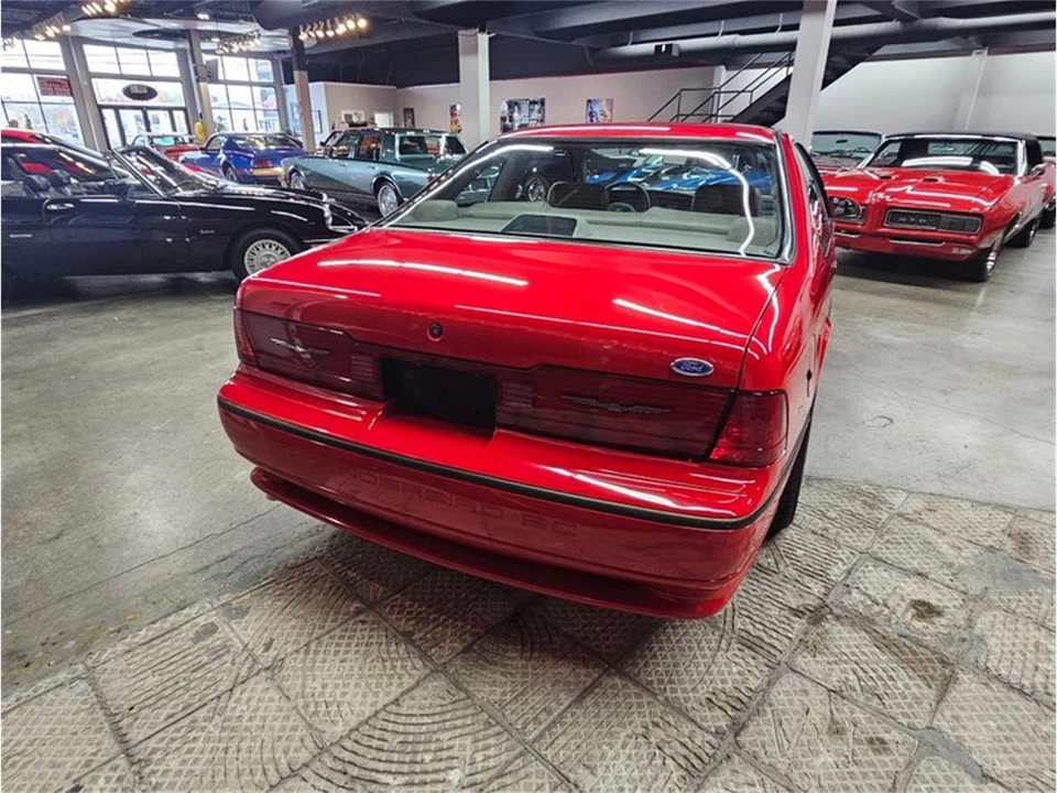 1989 Ford Thunderbird 10th Gen - Image 17 of 31