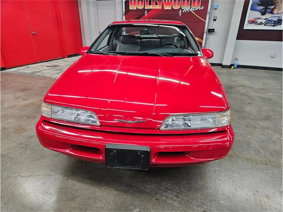 1989 Ford Thunderbird 10th Gen - Image 5 of 31