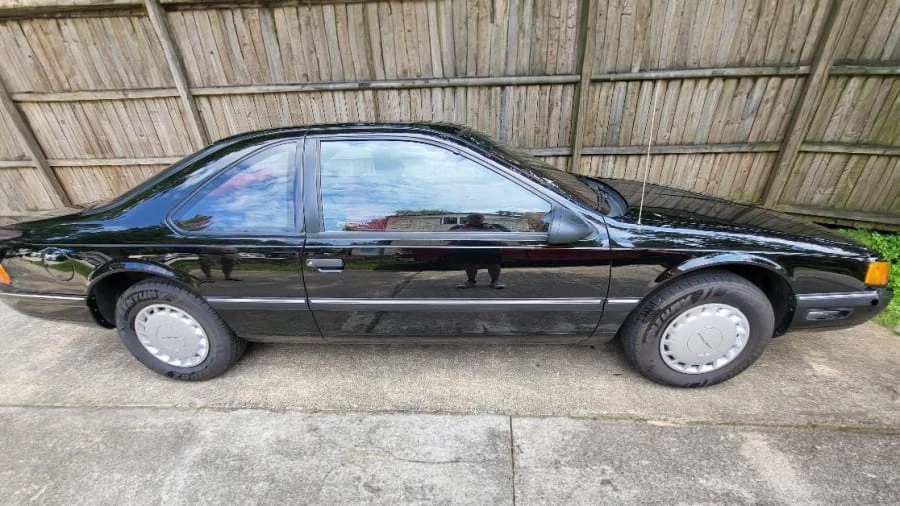 1989 Ford Thunderbird 10th Gen - Image 5 of 10