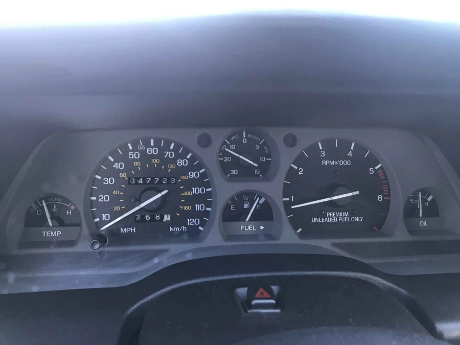 1989 Ford Thunderbird 10th Gen - Image 7 of 11