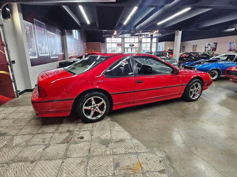 1989 Ford Thunderbird 10th Gen - Image 14 of 31