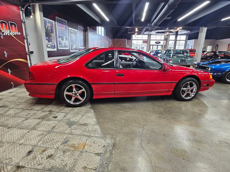 1989 Ford Thunderbird 10th Gen - Image 13 of 21