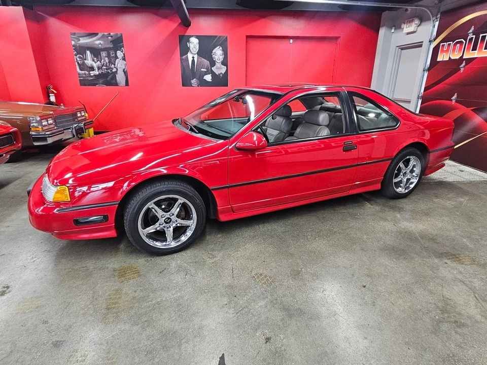1989 Ford Thunderbird 10th Gen - Image 23 of 31