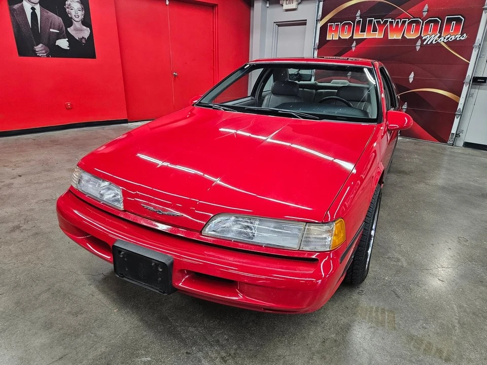 1989 Ford Thunderbird 10th Gen - Image 4 of 31