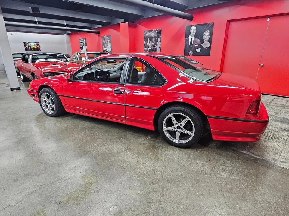 1989 Ford Thunderbird 10th Gen - Image 21 of 31