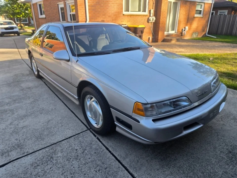 1989 Ford Thunderbird 9th Gen - Image 3 of 21