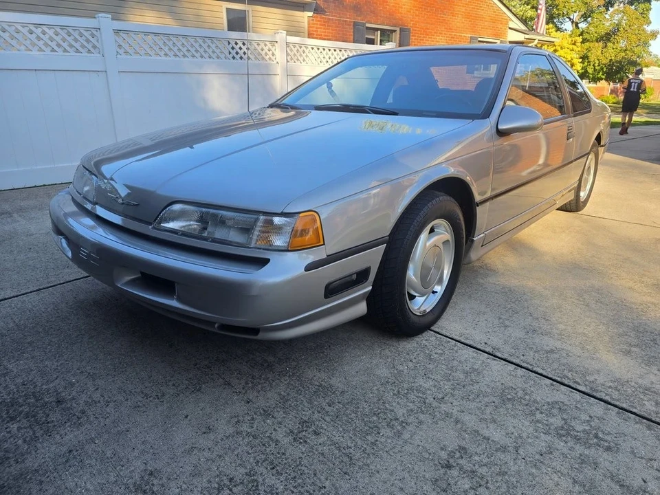 1989 Ford Thunderbird 9th Gen - Image 12 of 21