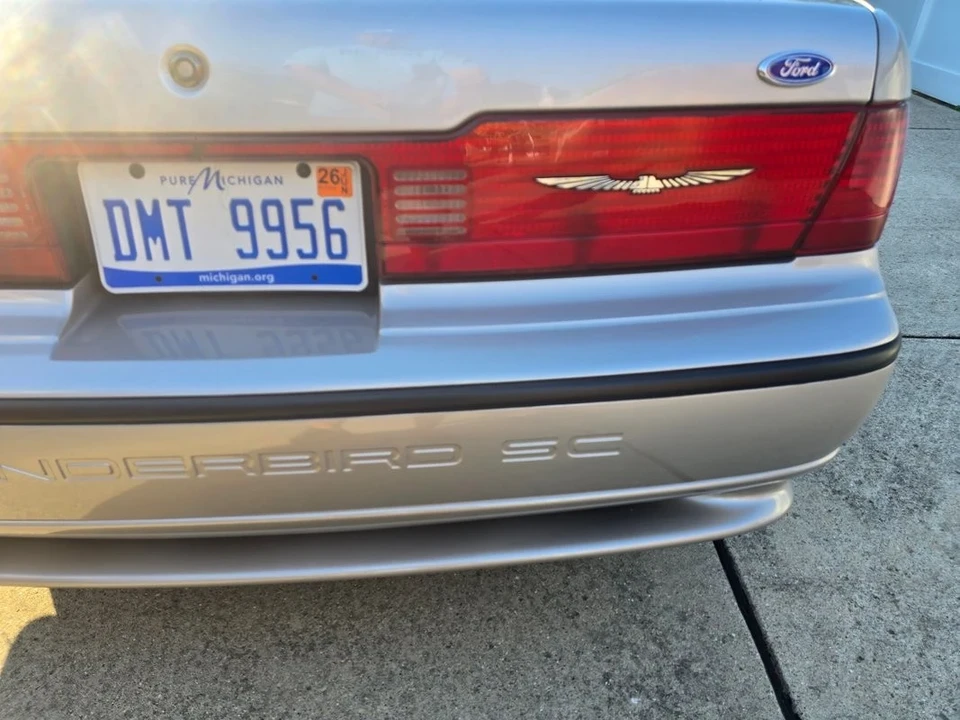 1989 Ford Thunderbird 9th Gen - Image 19 of 21