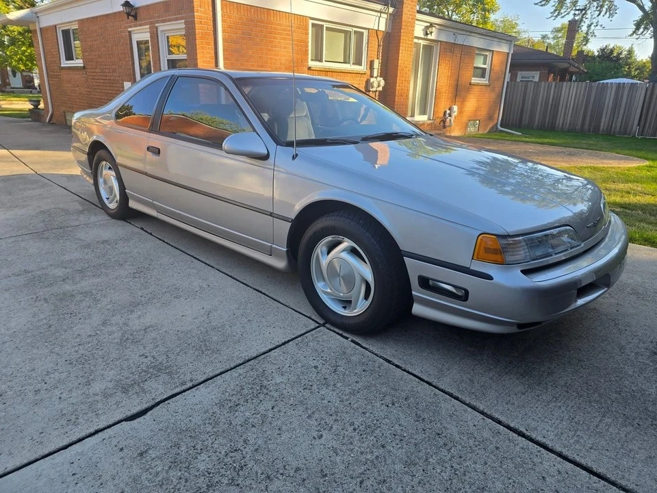 1989 Ford Thunderbird 9th Gen - Image 7 of 21