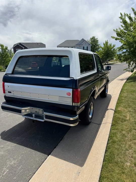 1989 Ford Bronco 4th Gen - Image 15 of 16