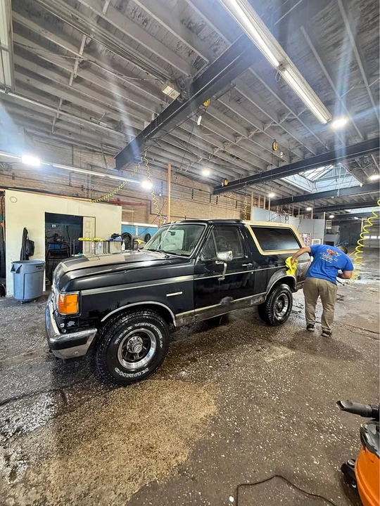1989 Ford Bronco 4th Gen - Image 1 of 9