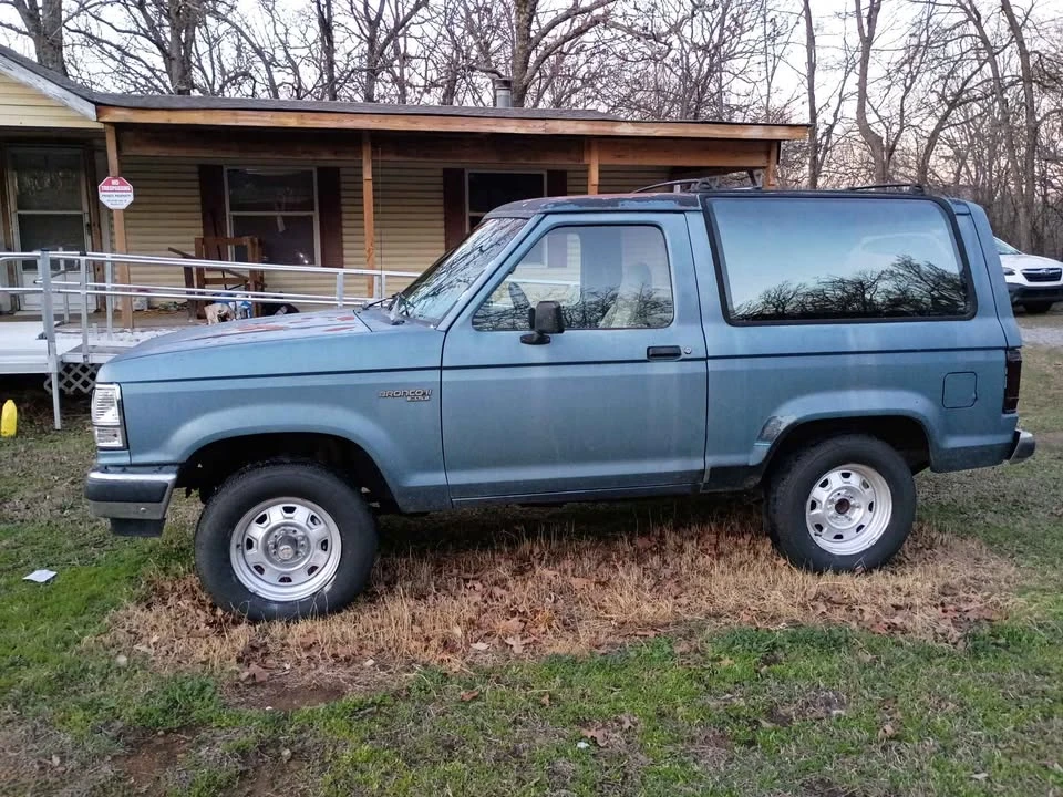 1989 Ford Bronco II - Image 2 of 9