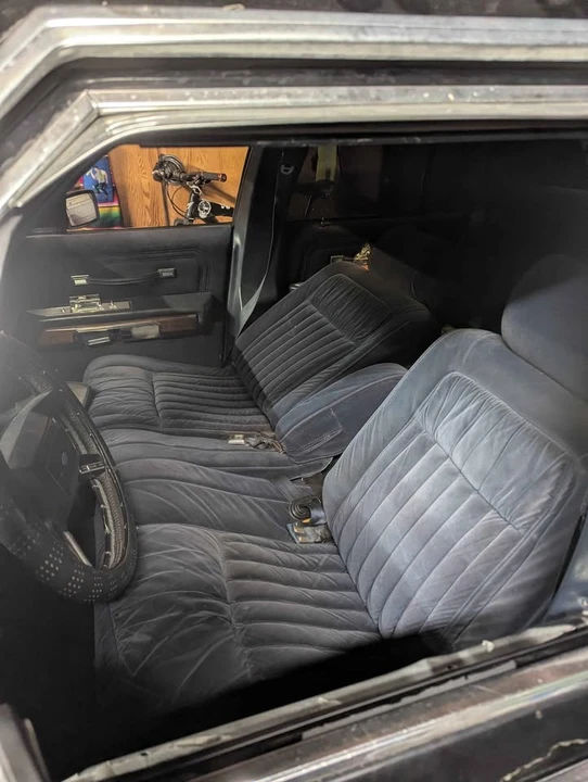 1989 Ford Crown Victoria - Image 3 of 9