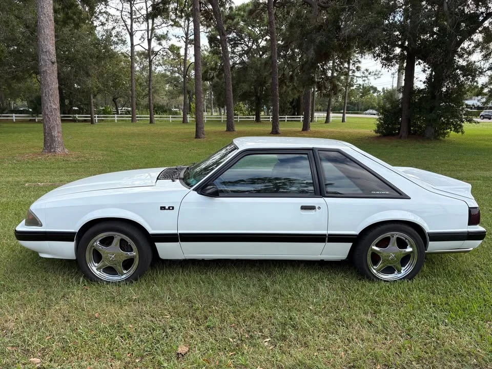 1989 Ford Mustang 3rd Gen - Image 4 of 15
