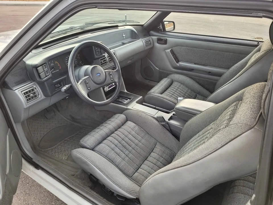 1989 Ford Mustang 3rd Gen - Image 9 of 10