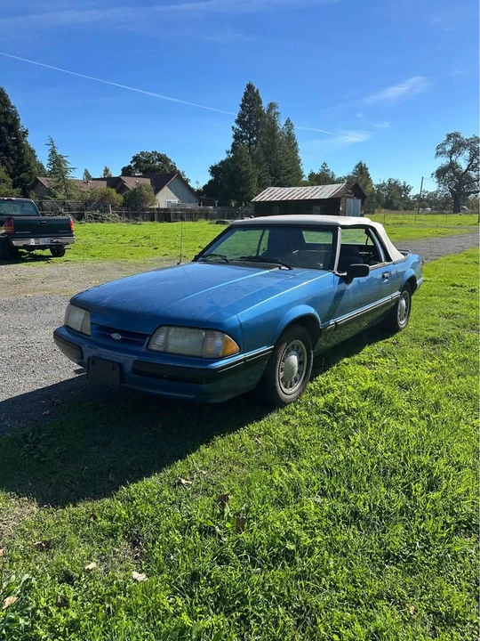 1989 Ford Mustang 3rd Gen - Image 2 of 10