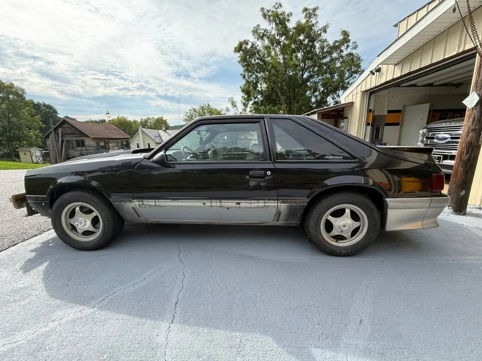 1989 Ford Mustang GT 3rd Gen - Image 2 of 8